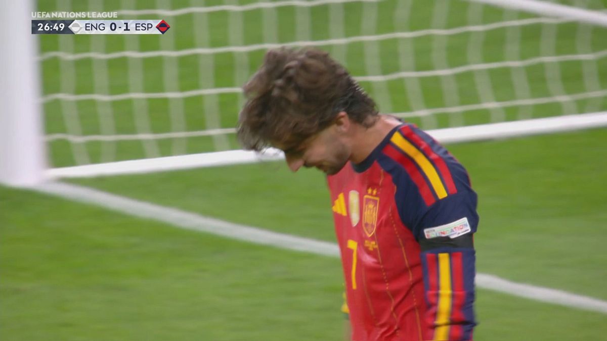 27' | Ferran Torres si divora il raddoppio (Inghilterra-Spagna 0-1)