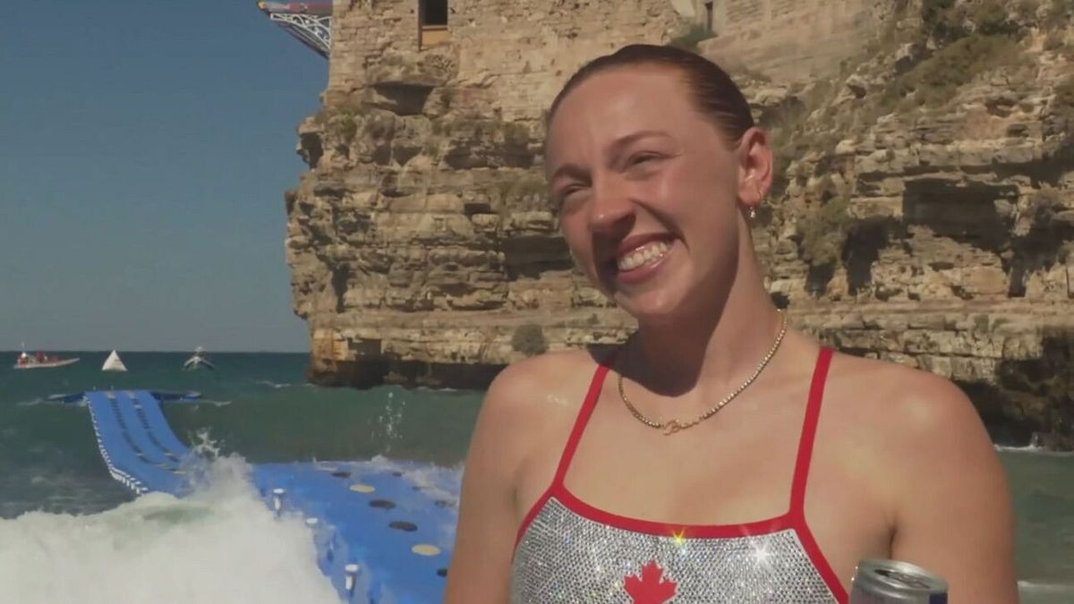 Redbull Cliff Diving: Molly Carlson vince la tappa di Polignano
