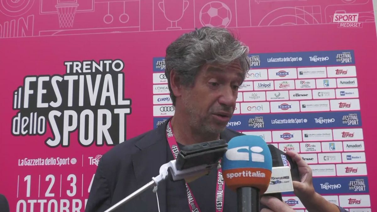 Albertini: "Milan cantiere aperto, non è semplice ripartire da zero"