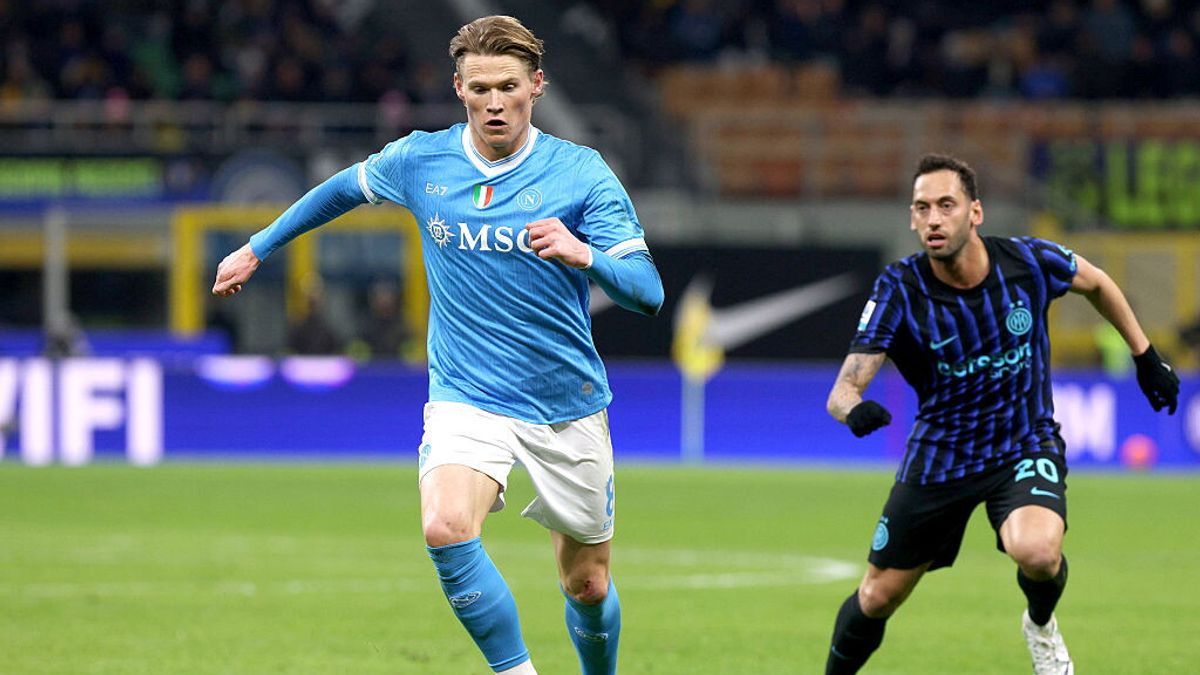  Calhanoglu McTominay 