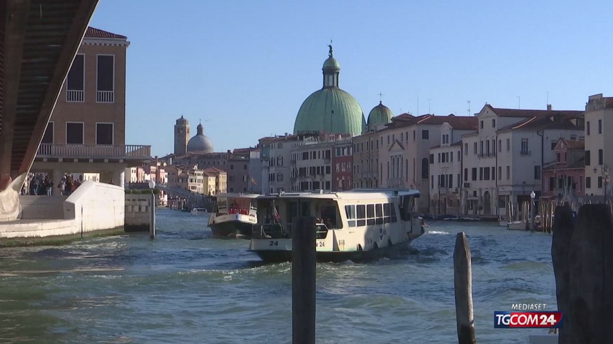 12.30 VENEZIA CONTRO AGGRESSIONI E VANDALISMI SRV