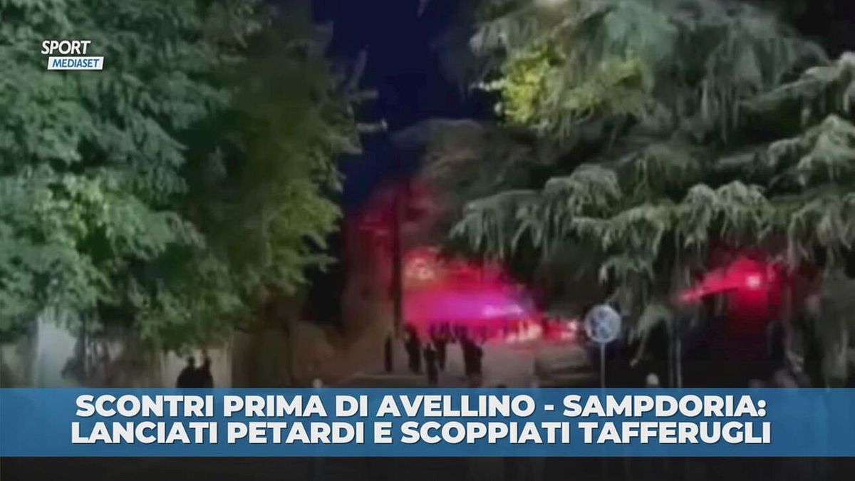 Alta tensione prima di Avellino-Samp: petardi, tafferugli e contatti tifosi-polizia