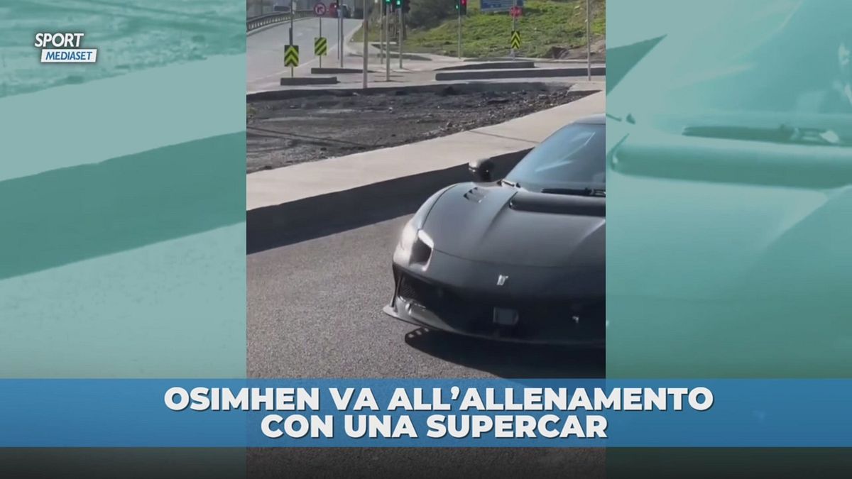 Galatasaray: Osimhen si presenta all'allenamento con un bolide