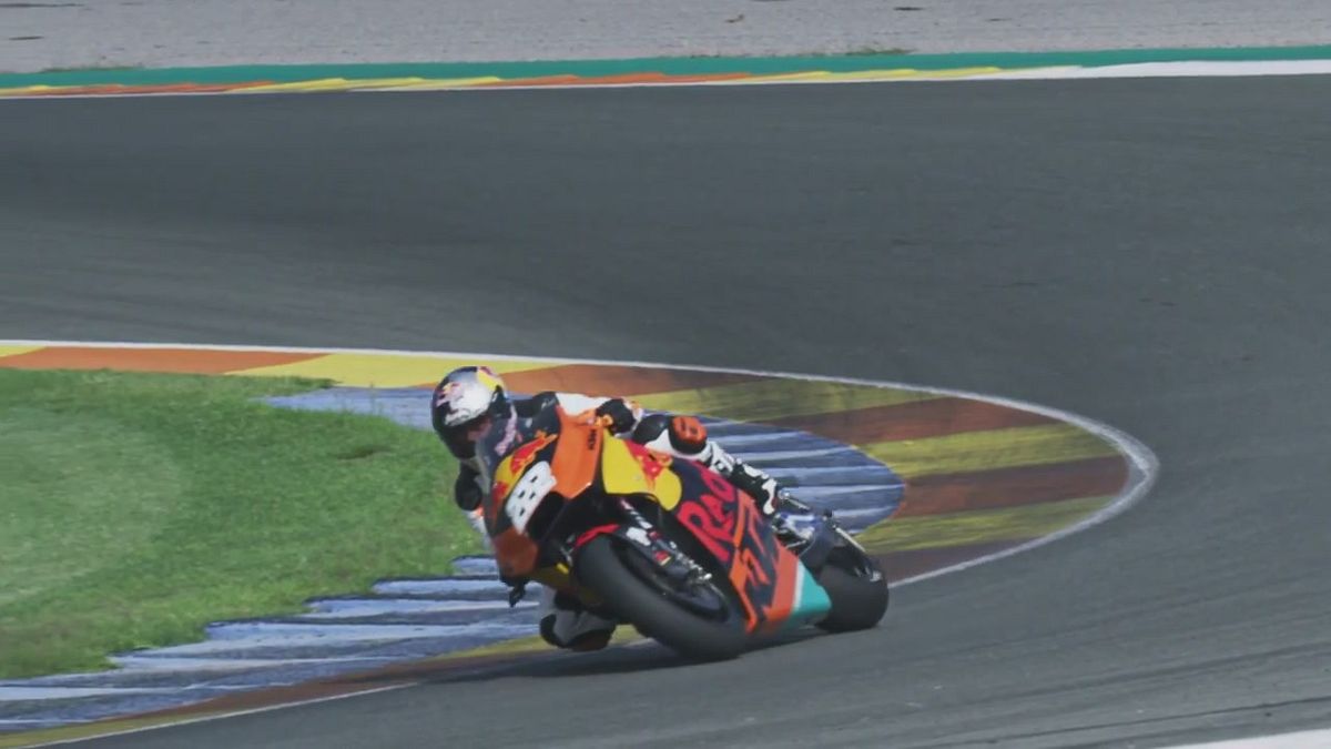 Cairoli, brividi MotoGP