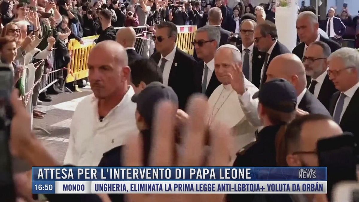 Breaking News delle 17.00 | Attesa per l'intervento di Papa Leone