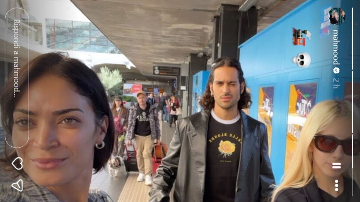 Elodie e Mahmood in stazione