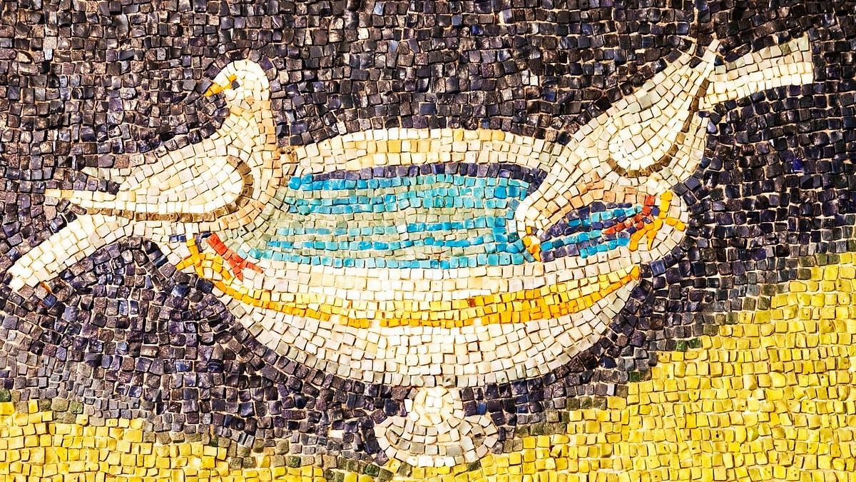 Ravenna: le celebri colombe del Mausoleo di Galla Placidia
