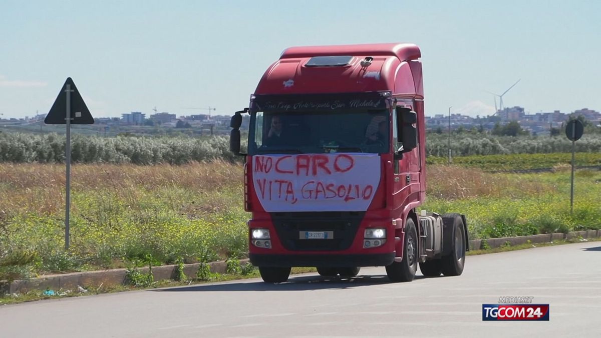 PUGLIA PROTESTA TIR SRV