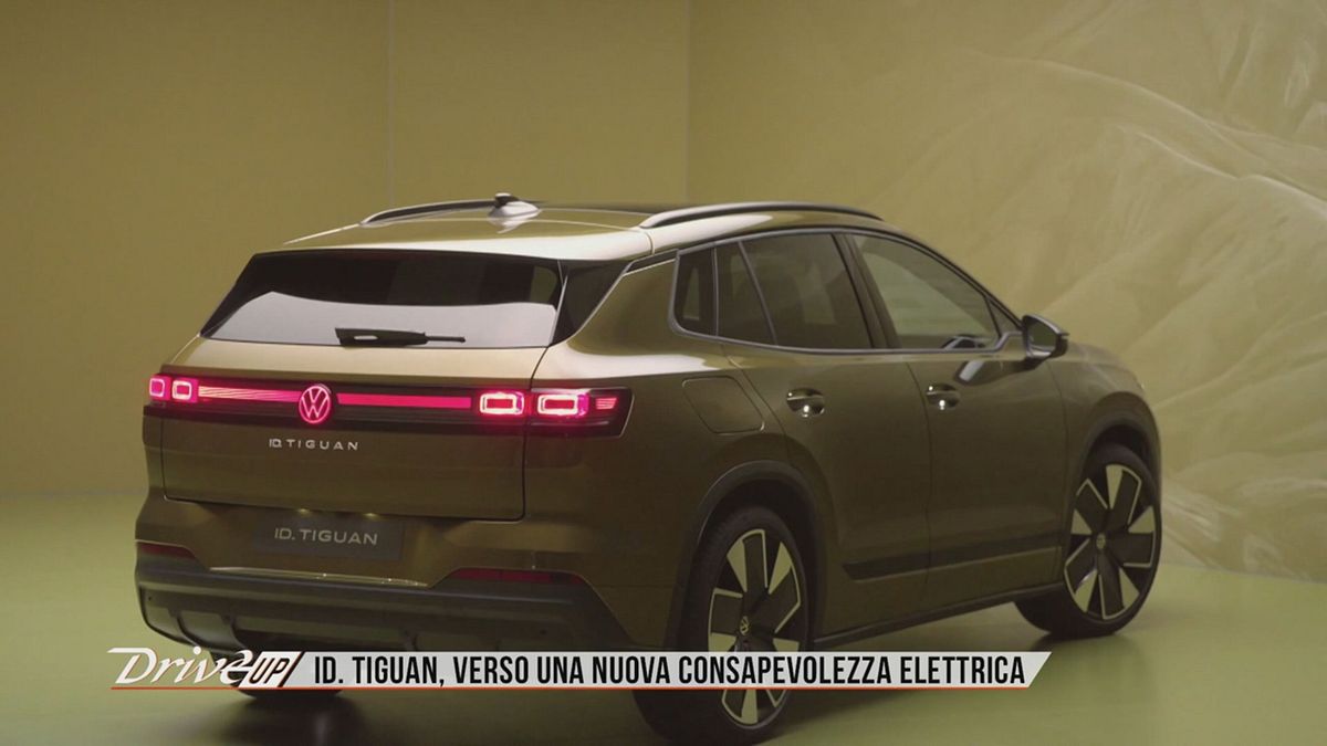 Volswagen ID. Tiguan, design distintivo e interni avvolgenti