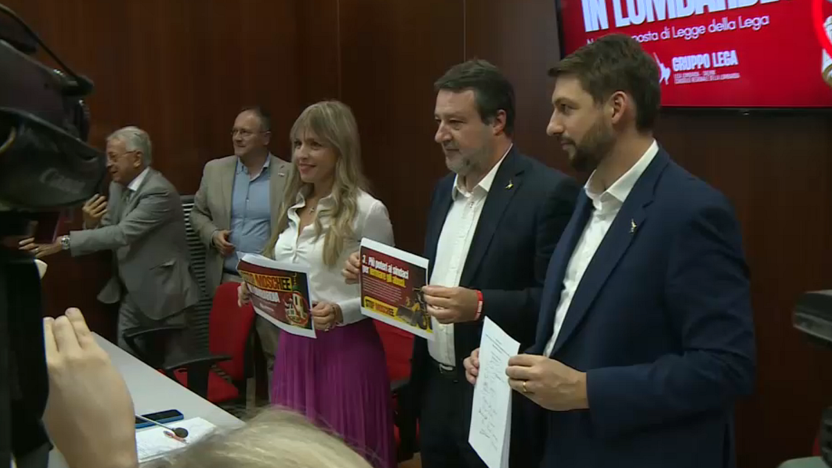 In Lombardia, la Lega propone una legge per dire basta alle moschee abusive