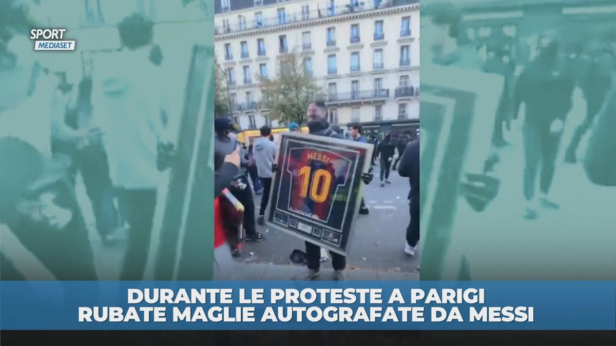 Parigi: rubate maglie autografate da Messi