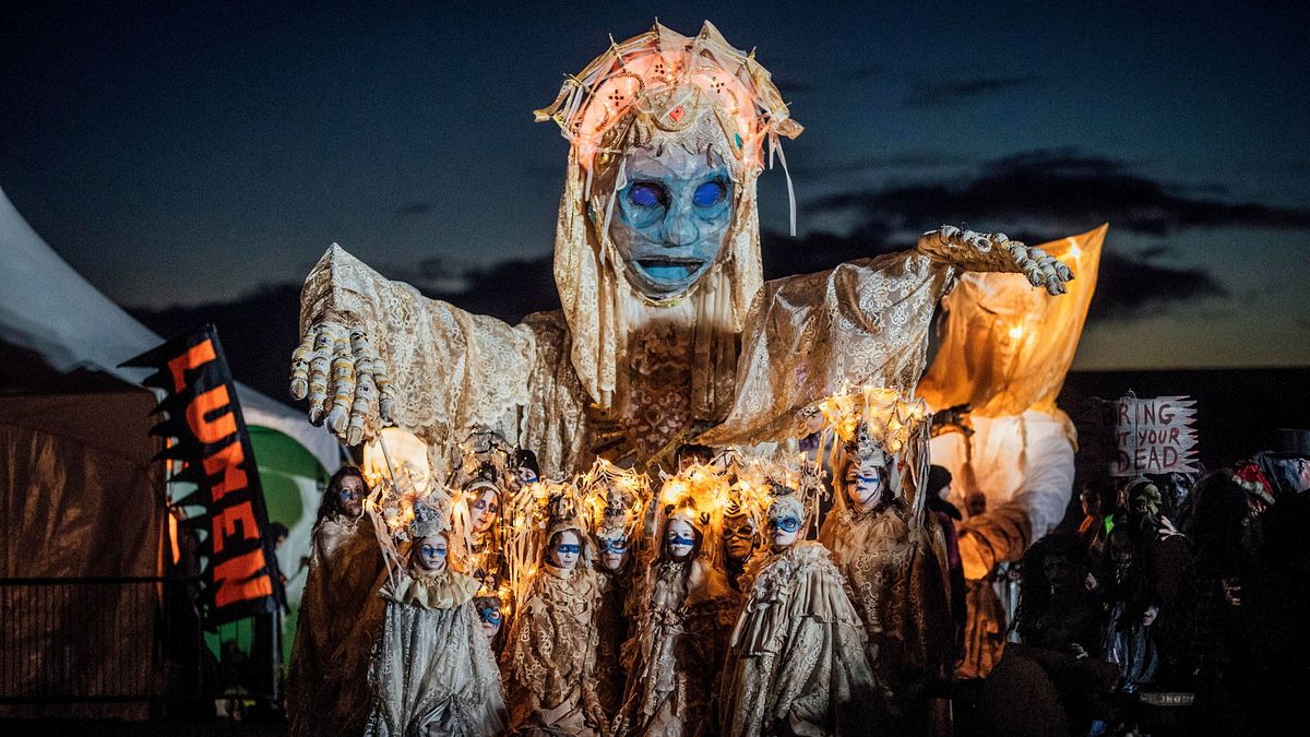 Limerick Fire Shadows Procession (Lumen Street Theatre) Limerick-City