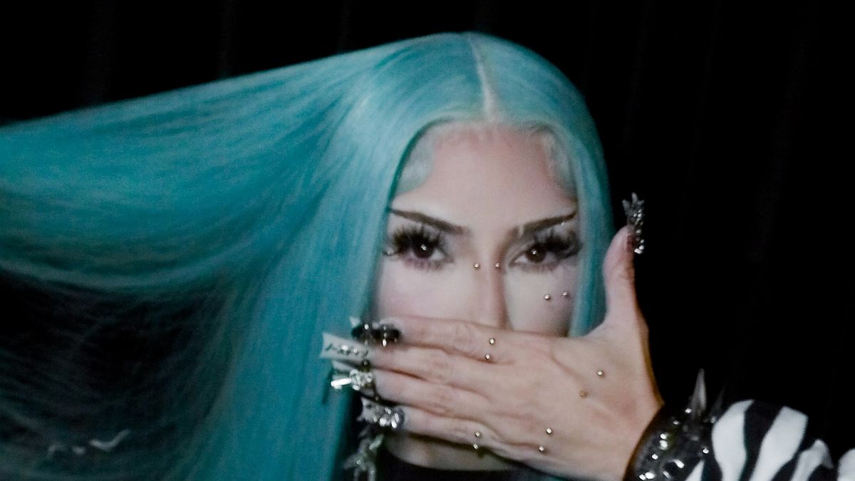 Kim Kardashian vestita come la figlia North