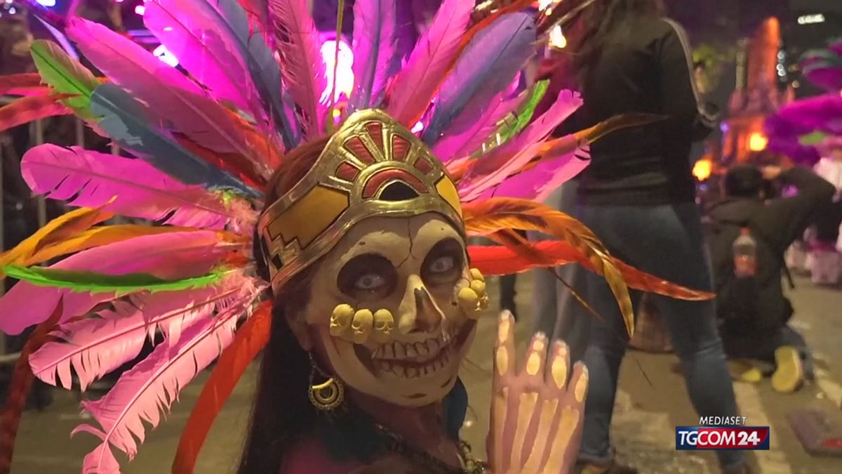 SFILATA CATRINAS MESSICO SRV