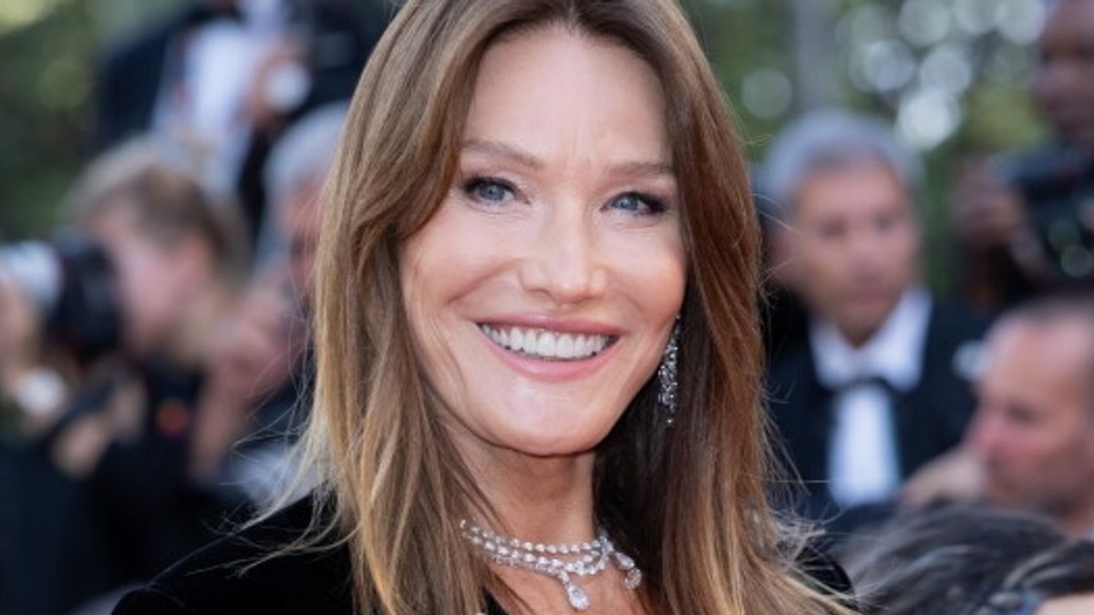 Addio reggiseno, a Cannes 79 tra le star è tendenza “braless”: