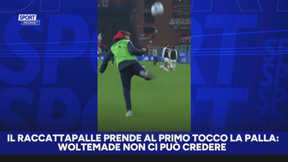 Woltemade e il raccattapalle: il siparietto è virale