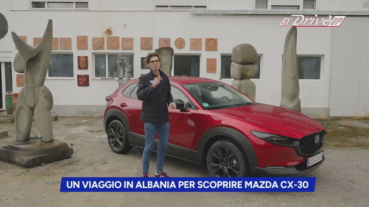 Mazda CX-30, aggiornamenti tecnologici e maggiore sicurezza