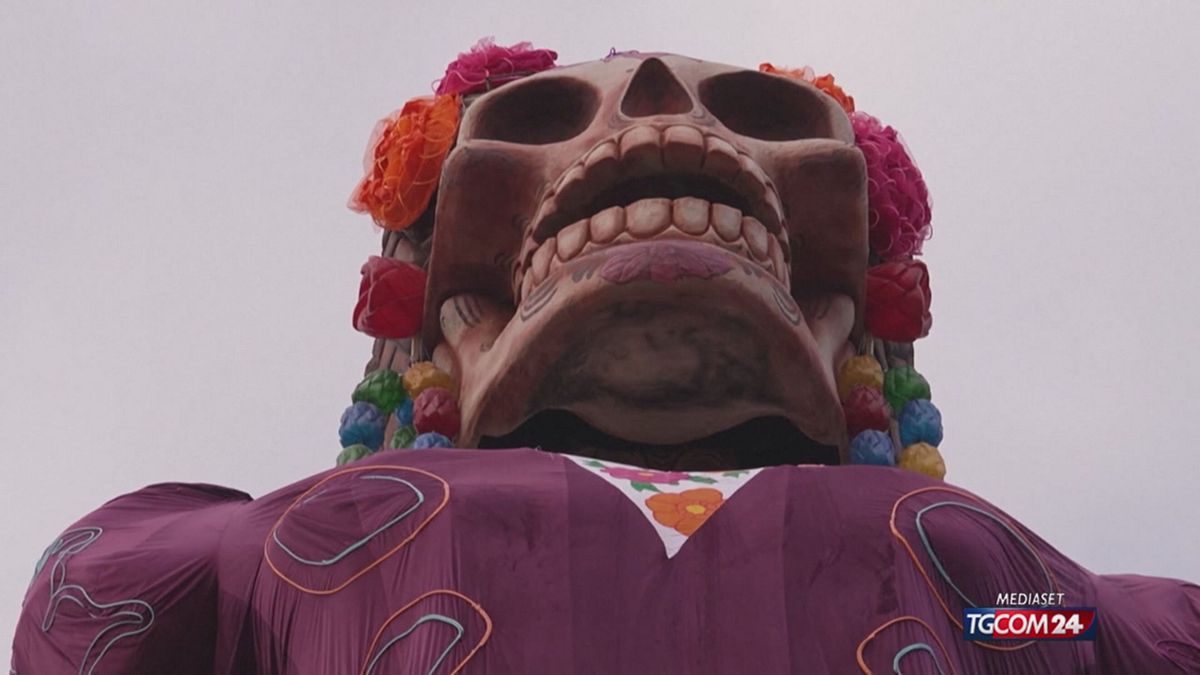 STATUA GIGANTE HALLOWEEN SRV