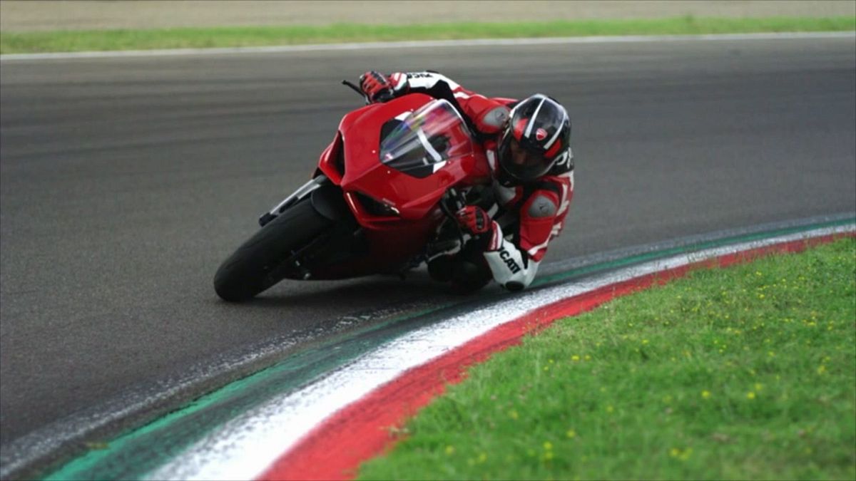 Ducati Panigale V2