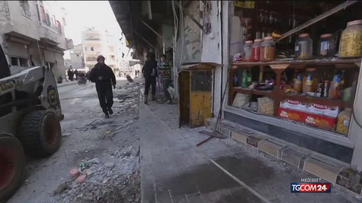 11.30 SIRIA, BOMBE SULLE SCUOLE SRV