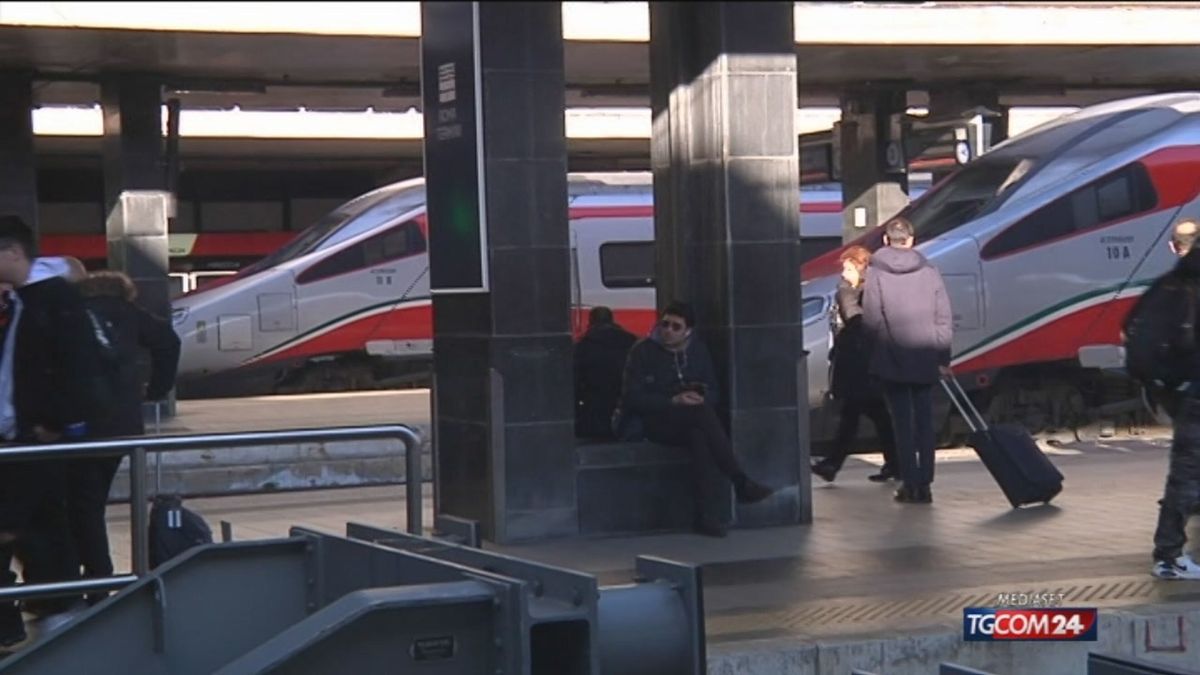 Coronavirus, come muoversi in treno