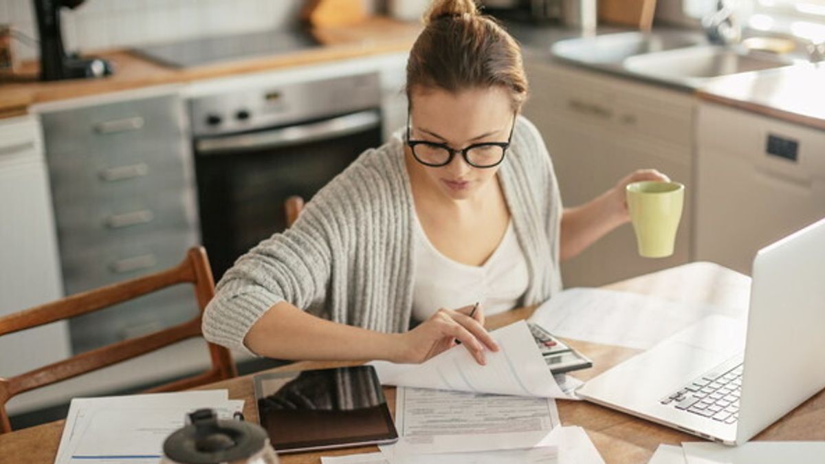 Lo smart working permette di lavorare da casa come se fossimo in azienda.