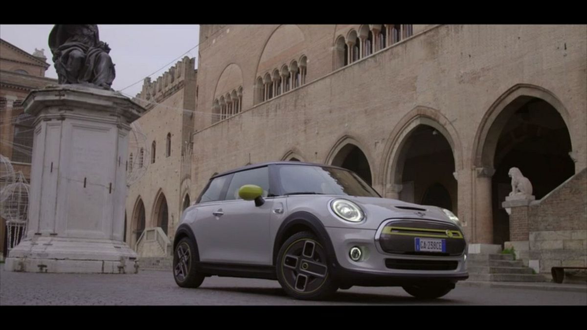 In giro per la città di Fellini