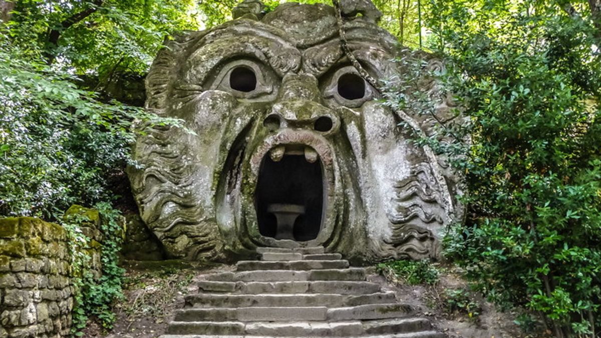  Parco dei mostri, Bomarzo, Viterbo - Sculture e rocce da paura