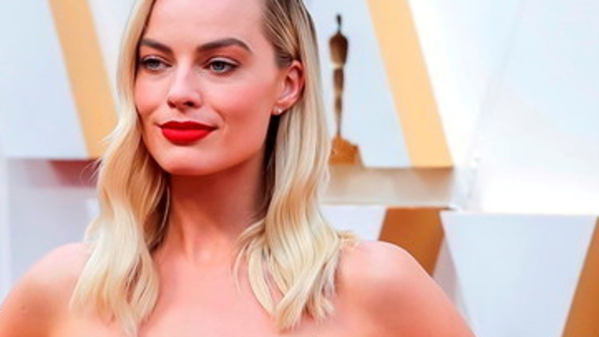  Donna primavera: capelli possono essere castani, biondi o ramati, gli occhi solitamente chiari e brillanti. Un esempio: Margot Robbie. 