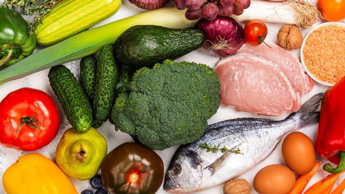  La dieta mediterranea offre un modello alimentare di riferimento, sempre valido