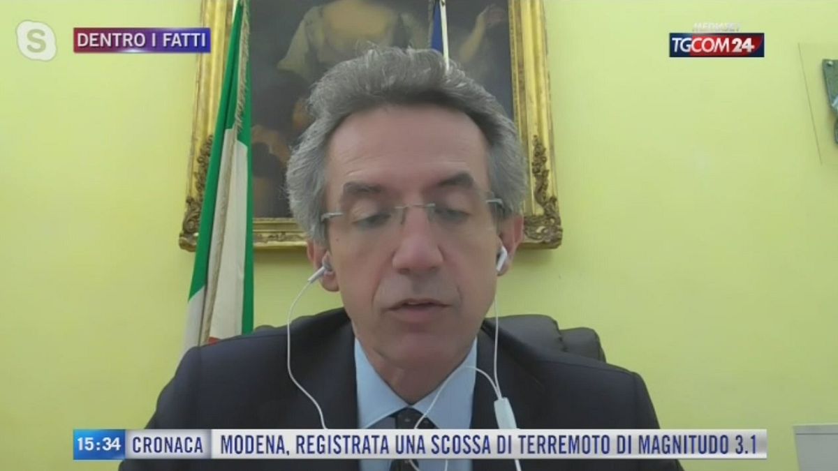 Università, il ministro Manfredi: "A settembre lezioni in presenza"