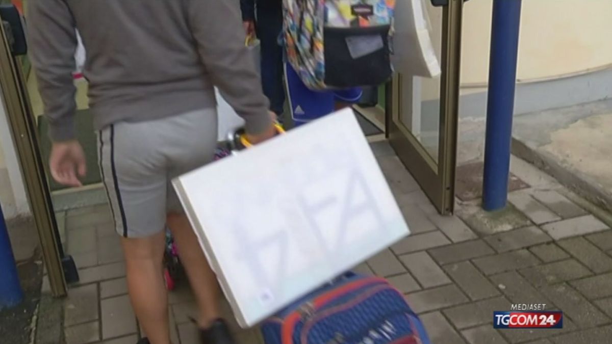 Scuola, la ripartenza tra insegnanti precari e aule non ancora pronte