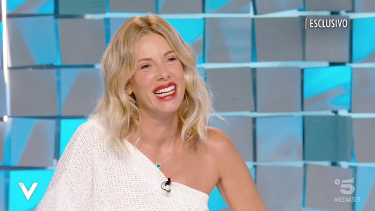 Alessia Marcuzzi: "La storia con Stefano De Martino è completamente falsa"