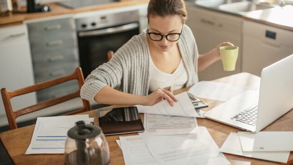 Lo smart working permette di lavorare da casa come se fossimo in azienda.