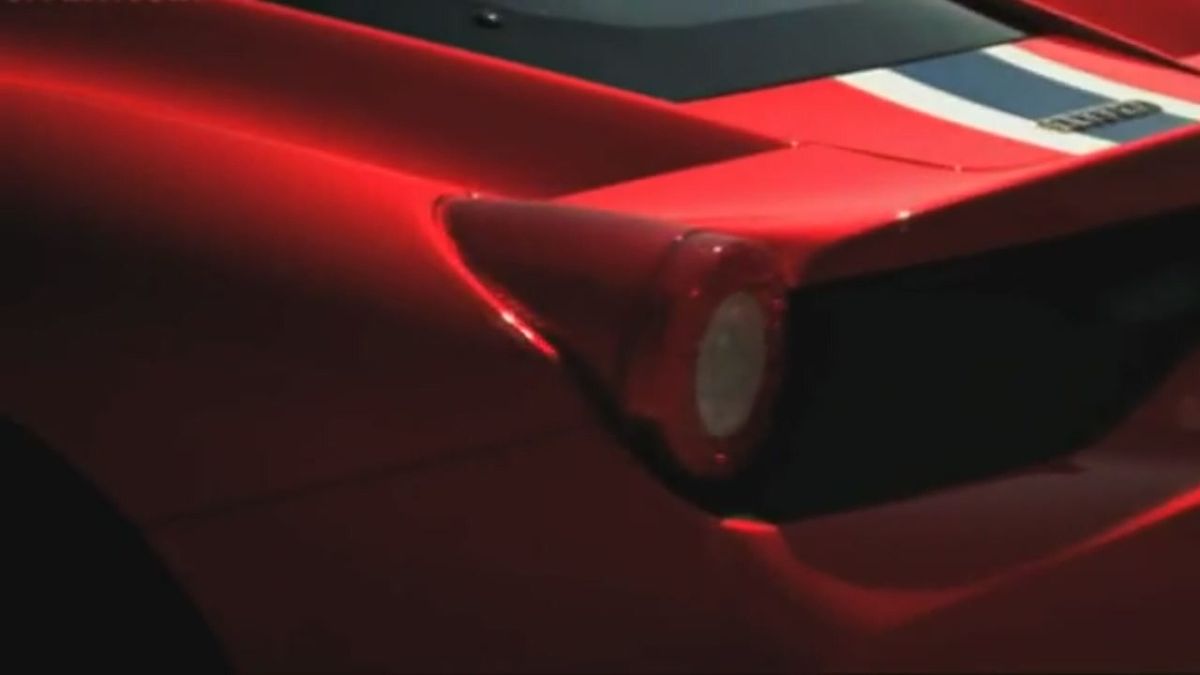 Top Gear premia la Ferrari 458 Speciale