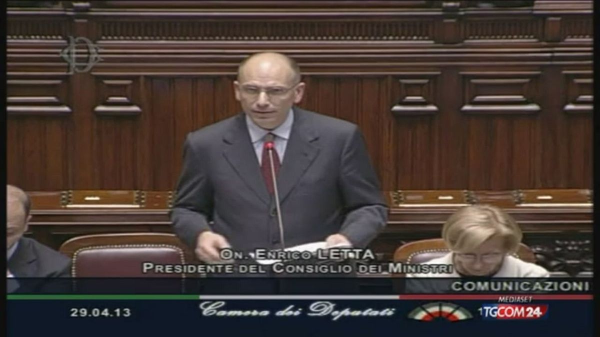 Letta: "Ministri rinunciano a stipendio parlamentare"