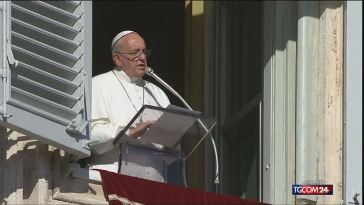 Papa Francesco versione "farmacista"