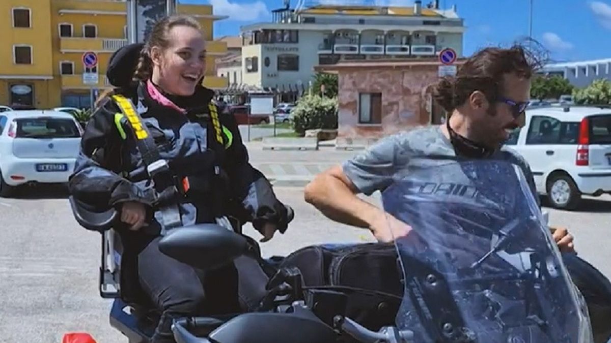 In moto per le strade della Sardegna, il sogno realizzato di Marika