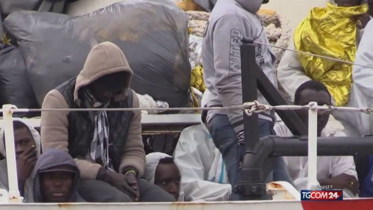 Salvati 751 migranti nel Canale di Sicilia