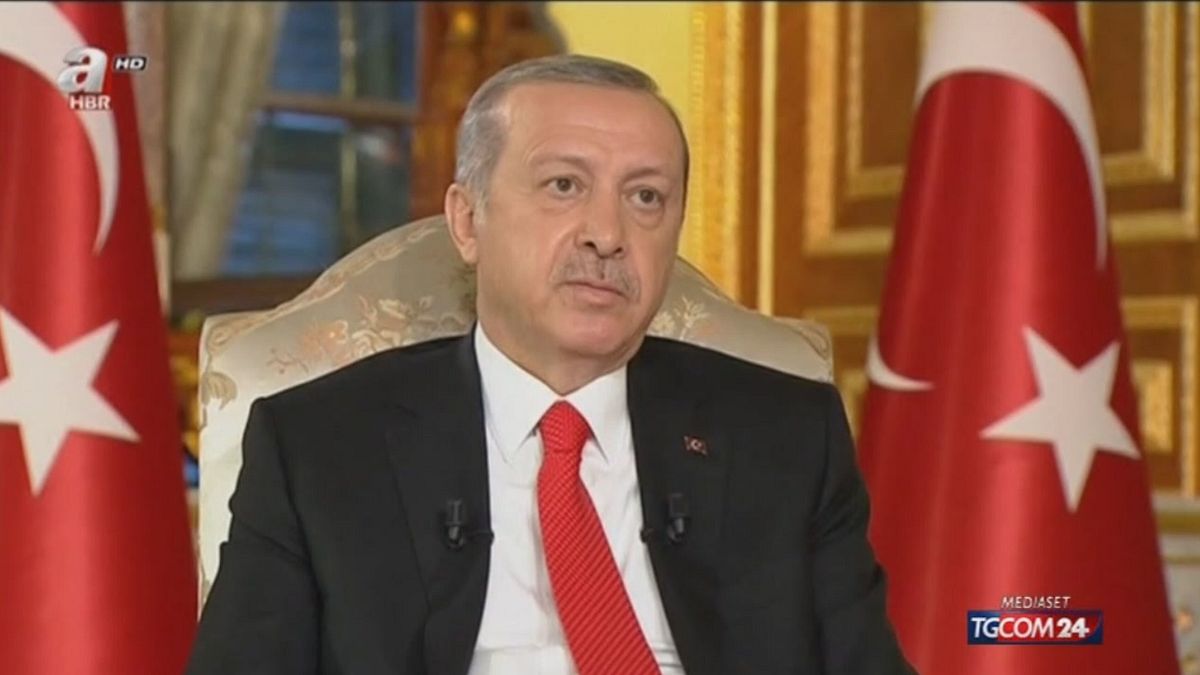 Ancora scintille Erdogan-Olanda alla vigilia del voto olandese