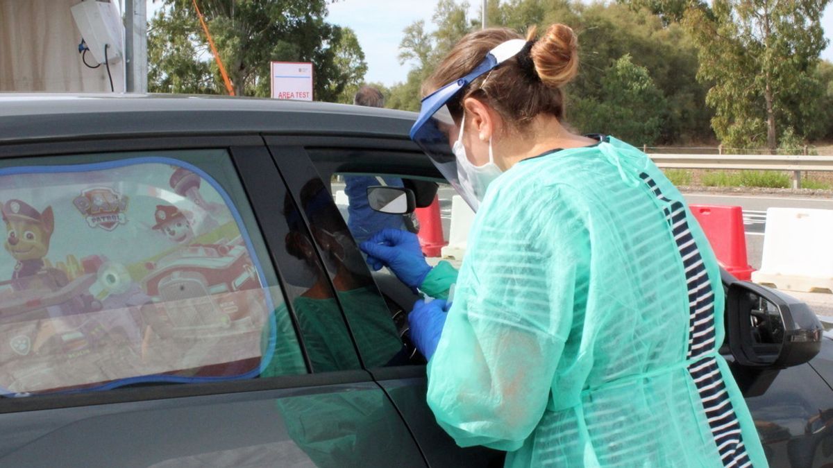 Roma, il drive-in più grande d'Italia per eseguire i tamponi