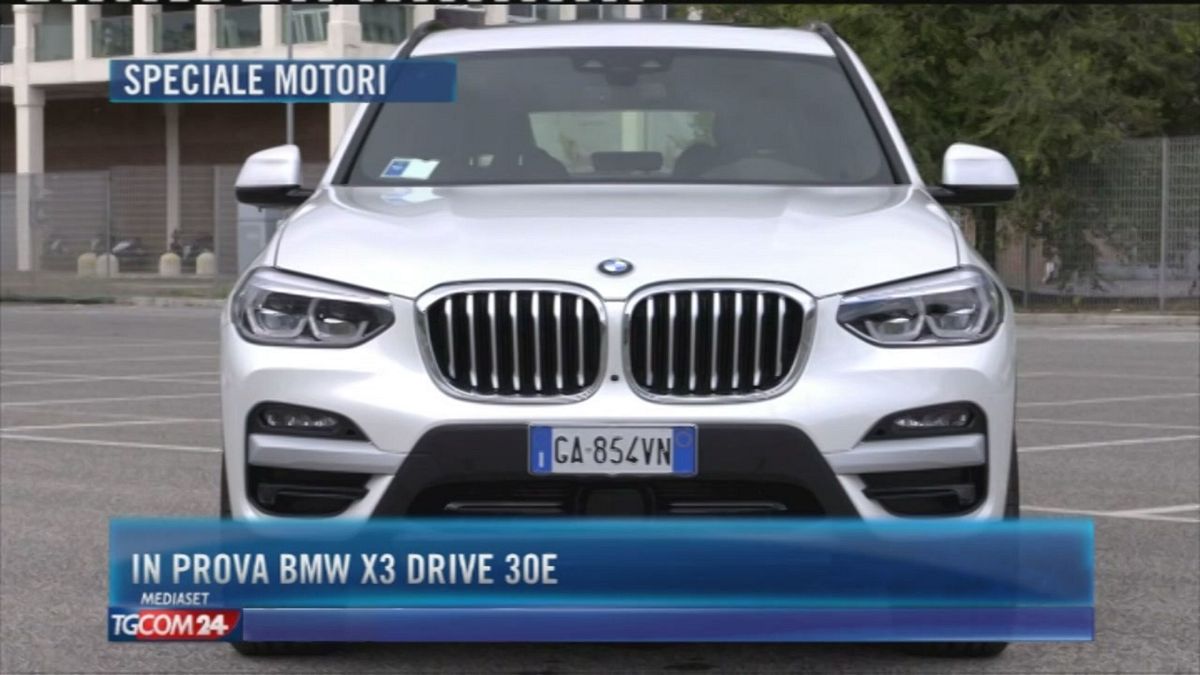 In prova Bmw X3 xDrive 30e