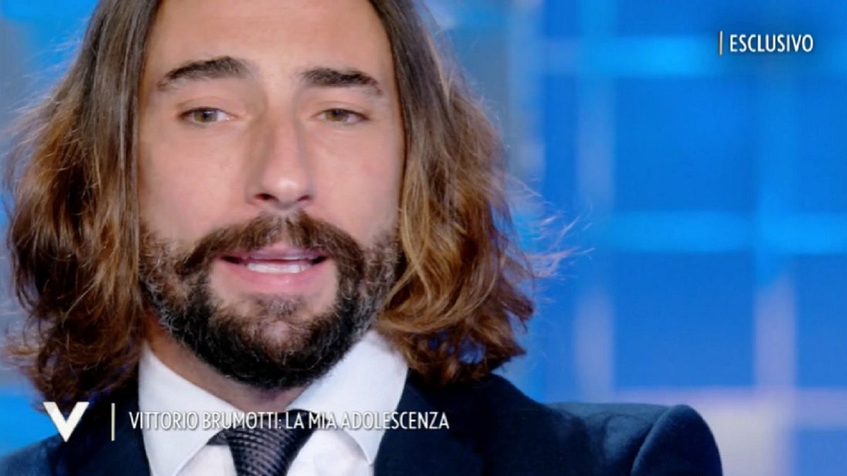 Vittorio Brumotti: "Ero lo sfigato: io bullizzato, ma da sempre al fianco dei più deboli"