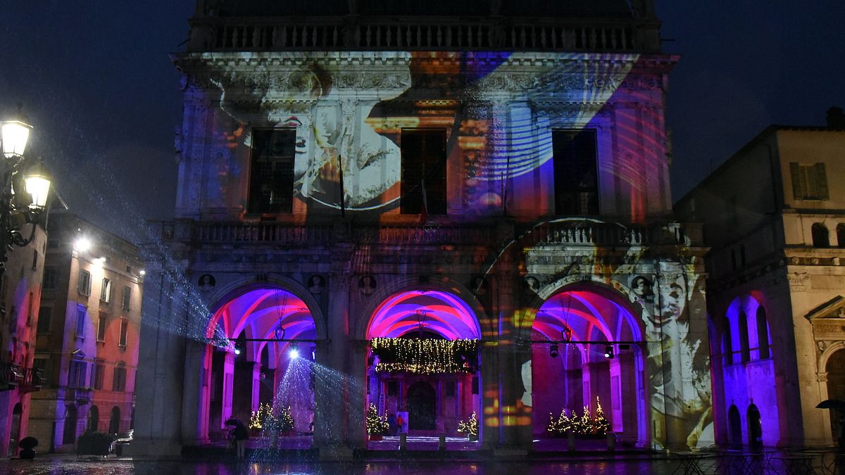 Brescia, Piazza Loggia, foto di Christian Penocchio 