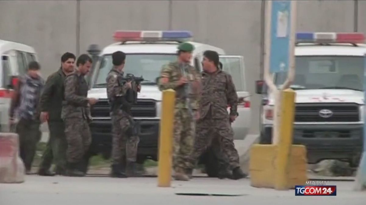 Afghanistan, attacco a Kabul: morti e feriti
