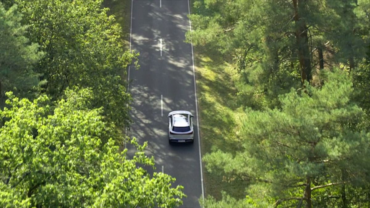 Mazda Mercedes EQA