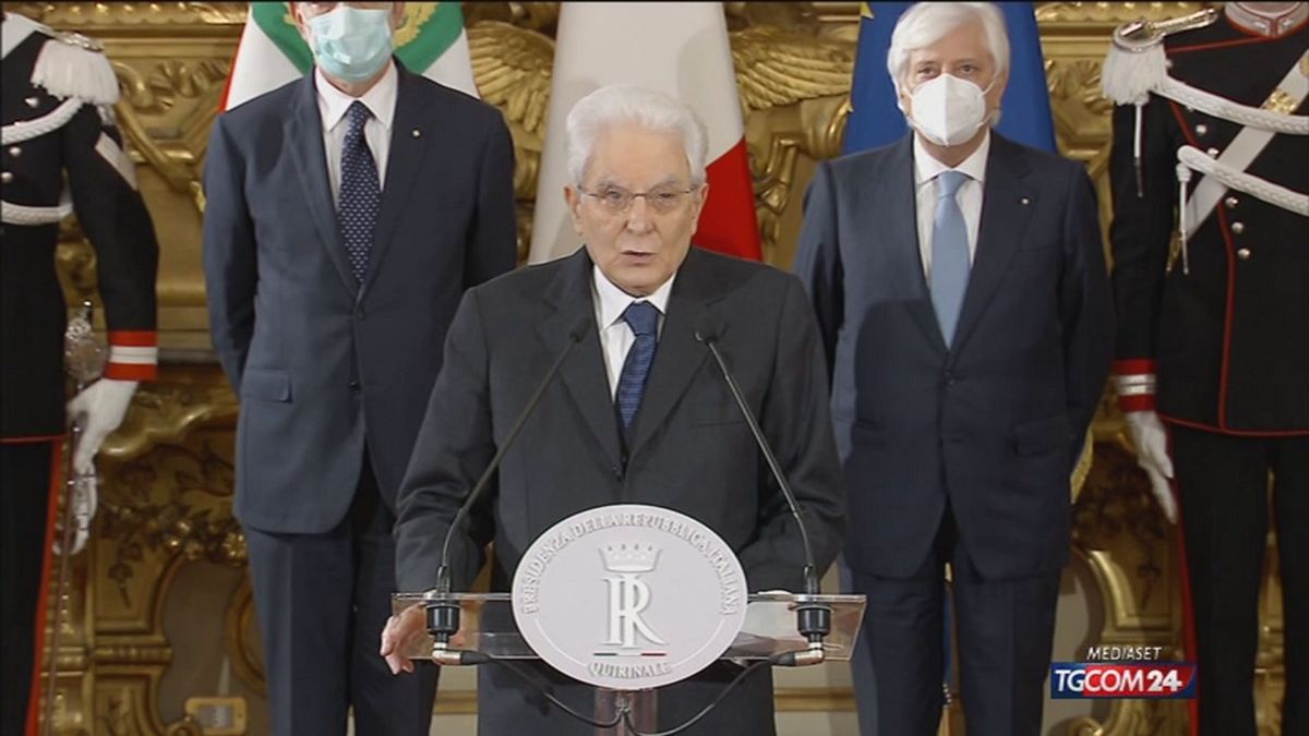 Mattarella: "E' doveroso dar vita presto a un governo"