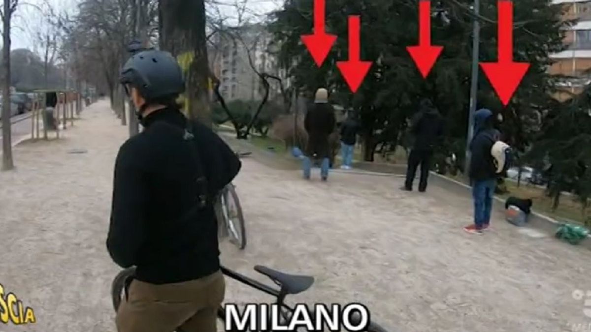 Spaccio a Milano, Brumotti torna in Porta Venezia dove era stato aggredito