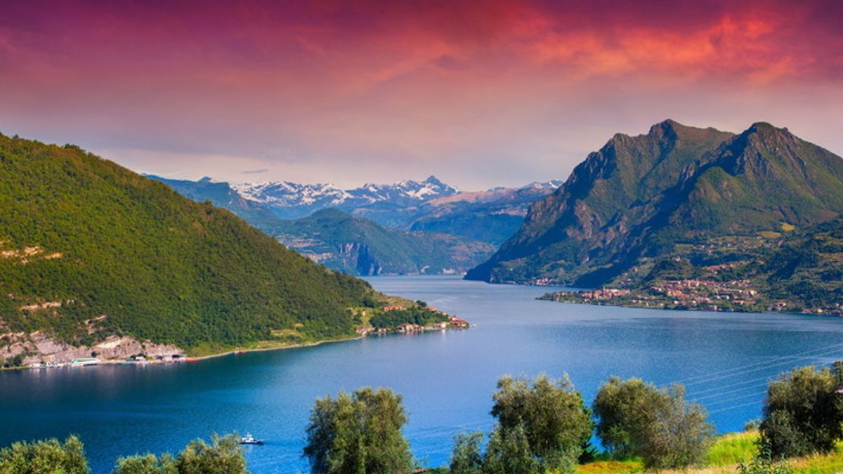 Il panorama del Lago d'Iseo