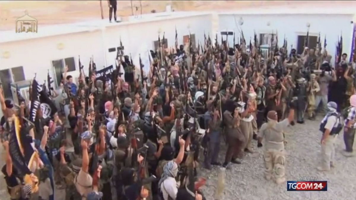 Tunisi, l'Isis rivendica
